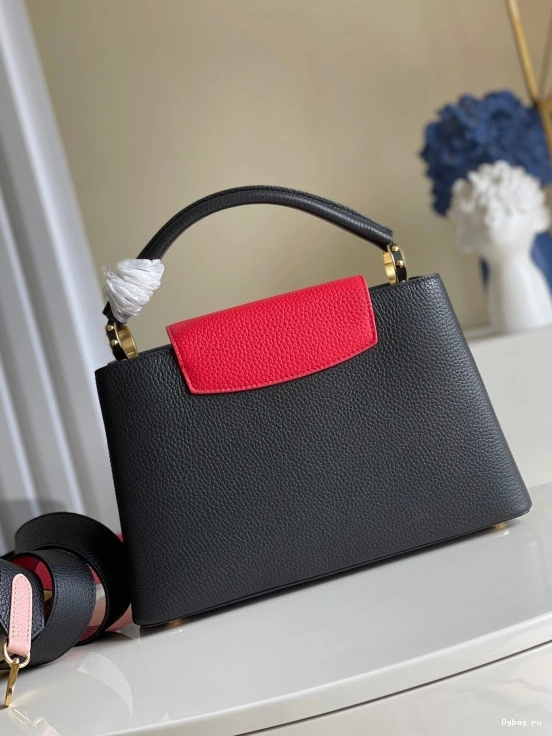 CAPUCINES PM LOUIS VUITTON 0813